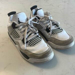 Nike Kids Air Jordan Retro 4 Military Shoes